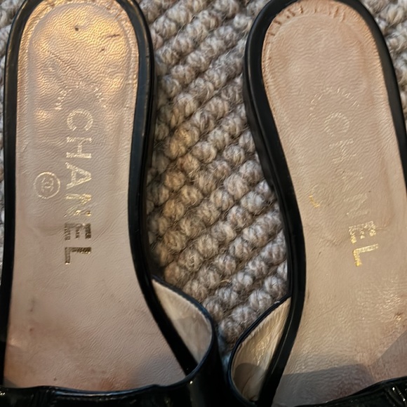 Chanel 1990s CC turn-lock slide sandals , size 36, black , gold - Picture 9 of 9